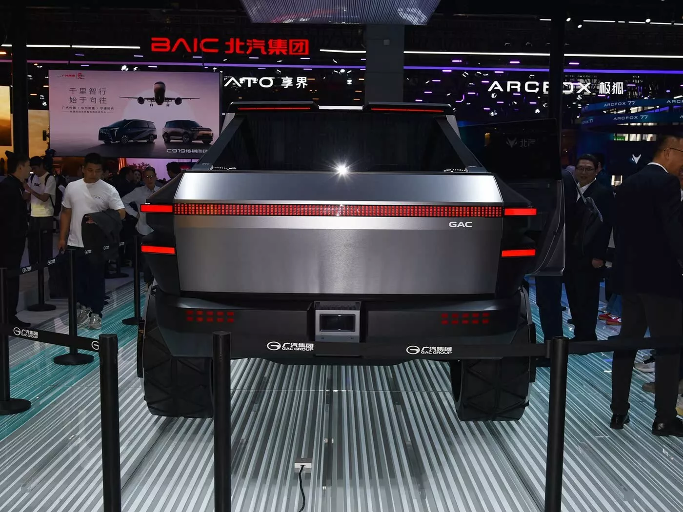 جي ايه سي بيك أب 01 المستقبلية الجريئة قادمة للسعودية وباقي الأسواق خلال عامين لمنافسة سايبرتراك  15