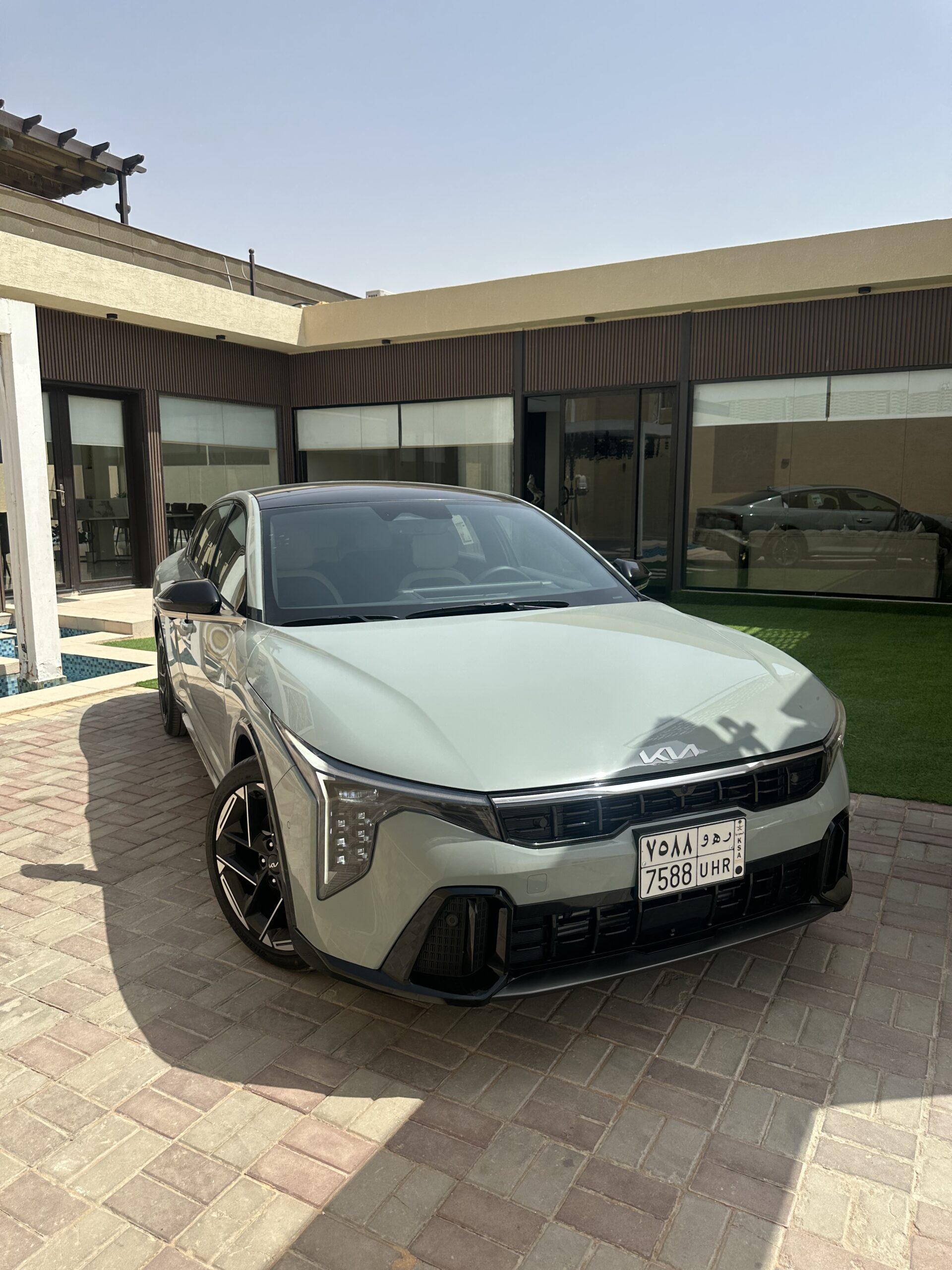 تجربة كيا K4 الجديدة 2026 ومراجعة شاملة مع الأسعار في السعودية تجربة كيا K4 الجديدة 2026 ومراجعة شاملة مع الأسعار في السعودية 4