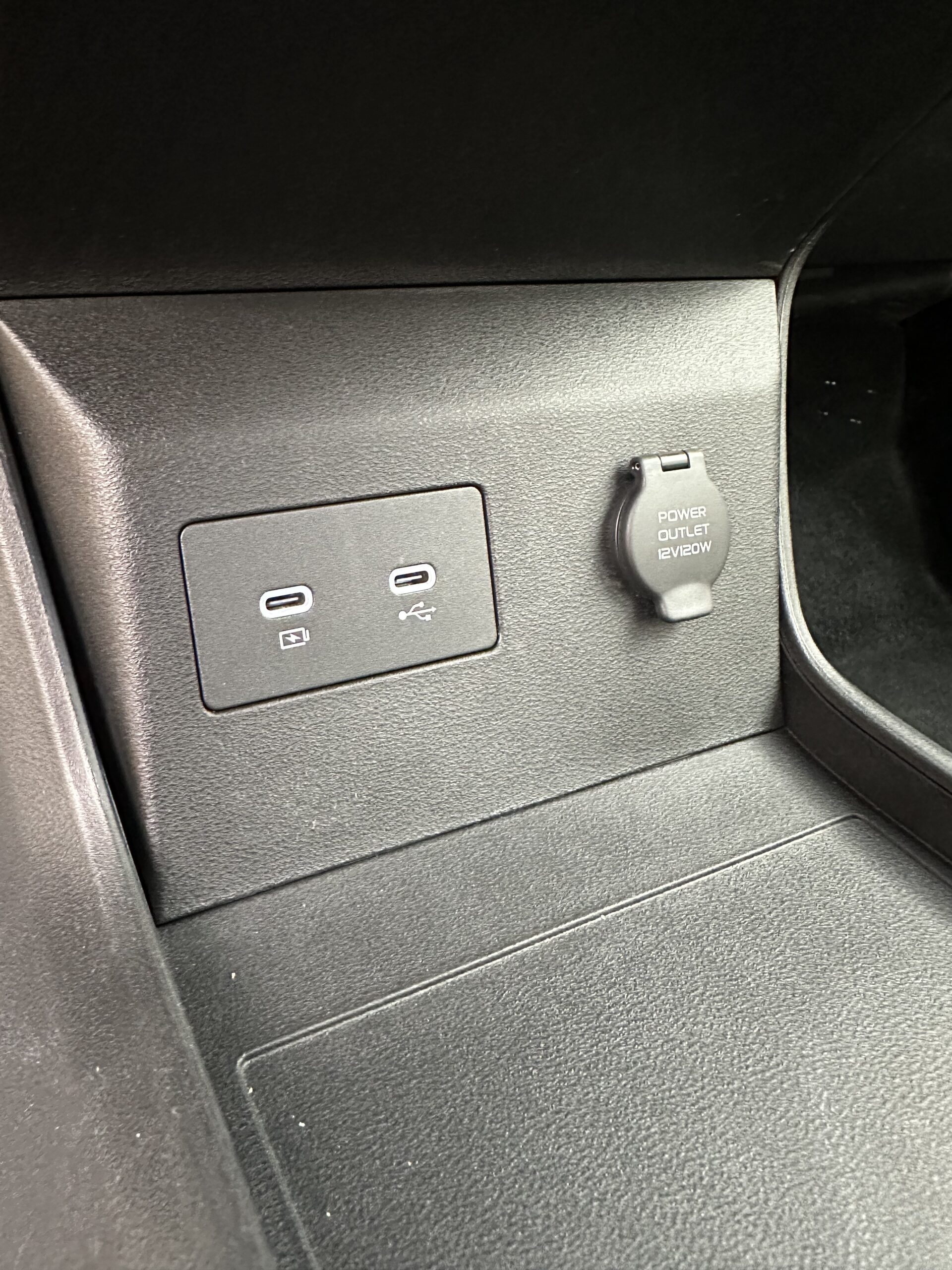 تجربة جيلي سيتي راي 2025 ومراجعة شاملة مع الأسعار في السعودية تجربة جيلي سيتي راي 2025 ومراجعة شاملة مع الأسعار في السعودية 14