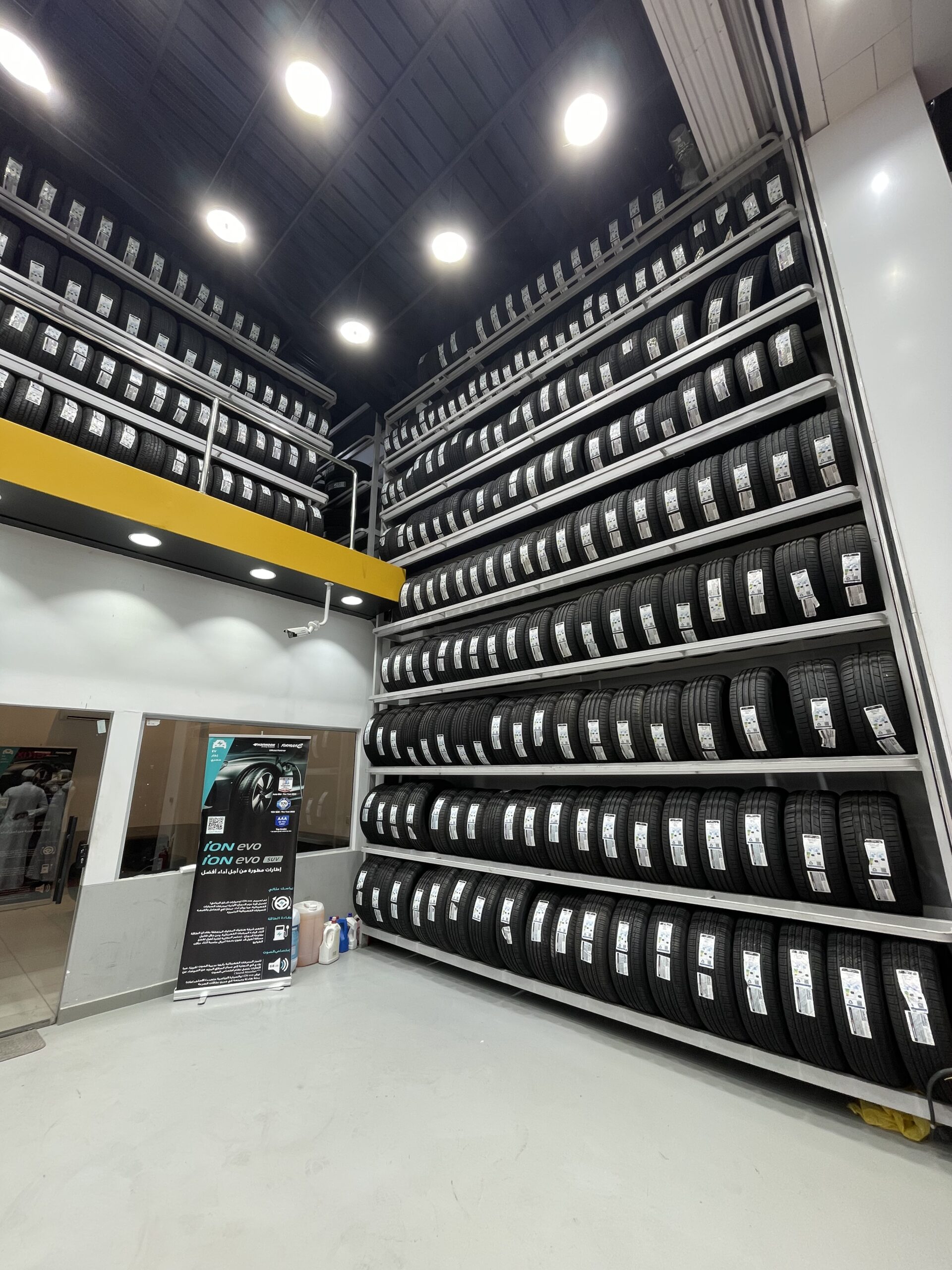 بن شيهون تفتتح أجدد فروع هانكوك ماستر فرع جدة.. تجربة عالمية في خدمات الإطارات بن شيهون تفتتح أجدد فروع هانكوك ماستر فرع جدة.. تجربة عالمية في خدمات الإطارات 8
