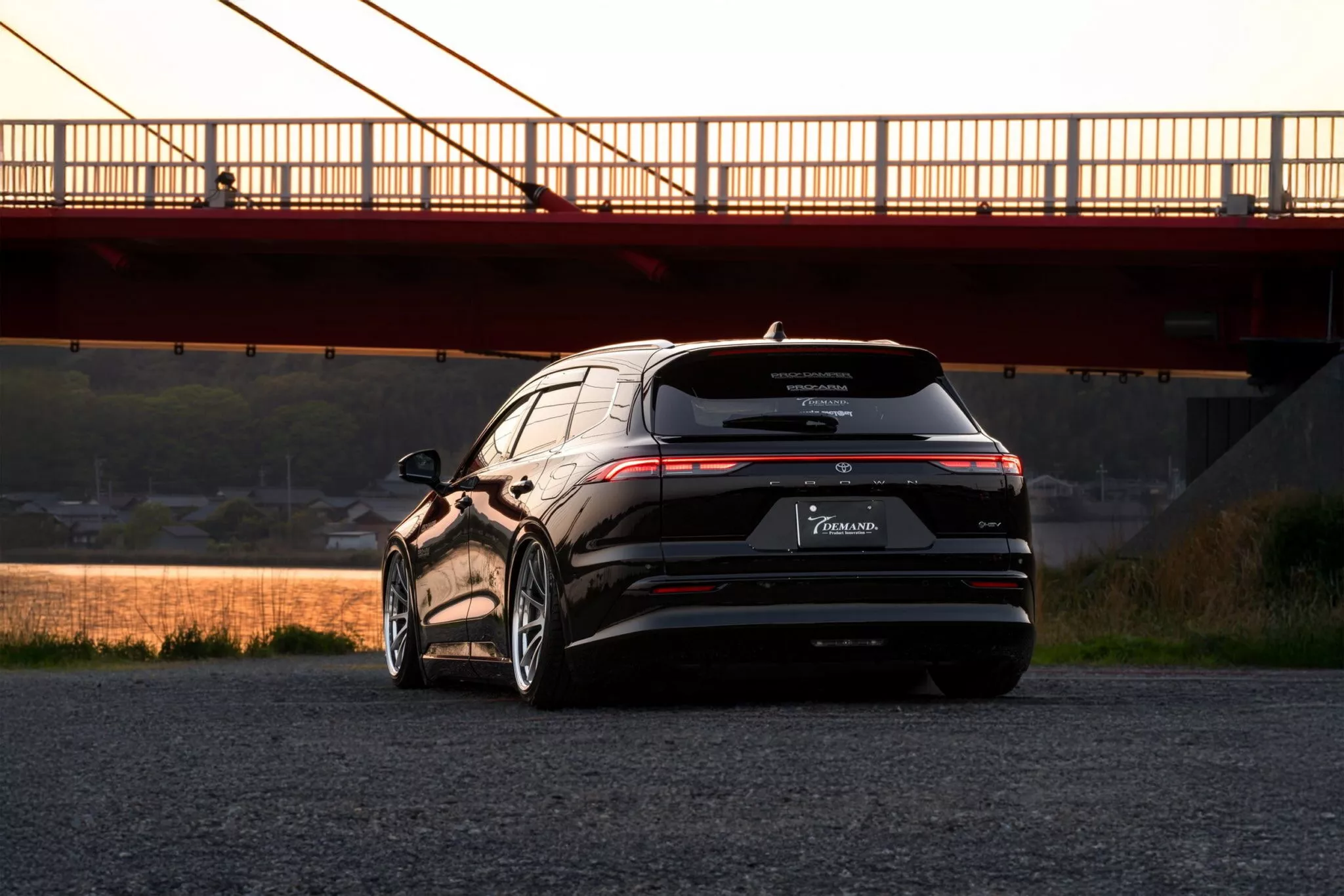 تويوتا كراون تحصل على تعديلات يابانية لتحويلها إلى واجن رياضية مدهشة تويوتا كراون تحصل على تعديلات يابانية لتحويلها إلى واجن رياضية مدهشة 3