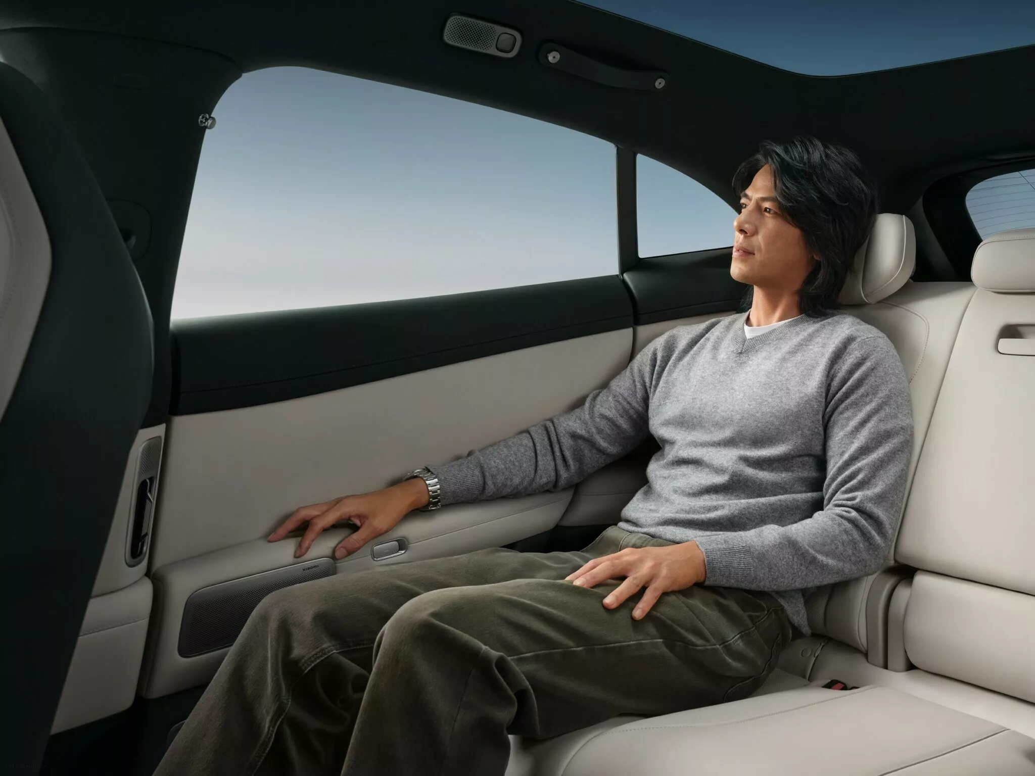 شاومي YU7 إس يو في الكهربائية الجديدة كلياً تنطلق بقوة قصوى 690 حصان لمنافسة تيسلا موديل واي شاومي YU7 إس يو في الكهربائية الجديدة كلياً تنطلق بقوة قصوى 690 حصان لمنافسة تيسلا موديل واي 10