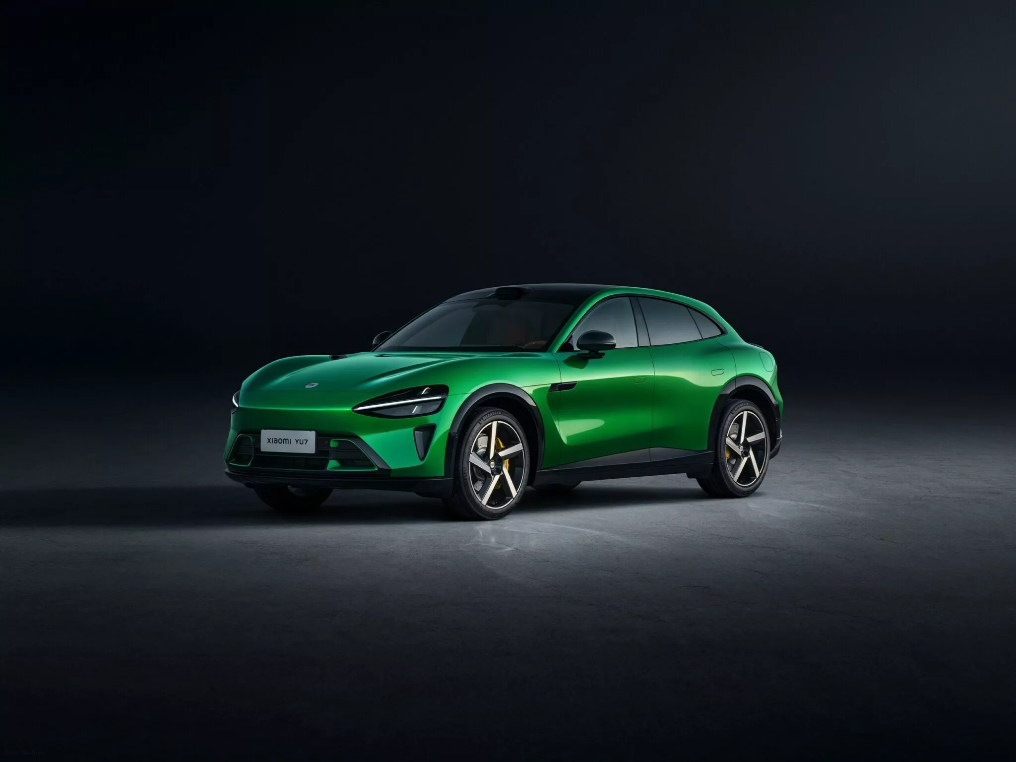 شاومي YU7 إس يو في الكهربائية الجديدة كلياً تنطلق بقوة قصوى 690 حصان لمنافسة تيسلا موديل واي شاومي YU7 إس يو في الكهربائية الجديدة كلياً تنطلق بقوة قصوى 690 حصان لمنافسة تيسلا موديل واي 25