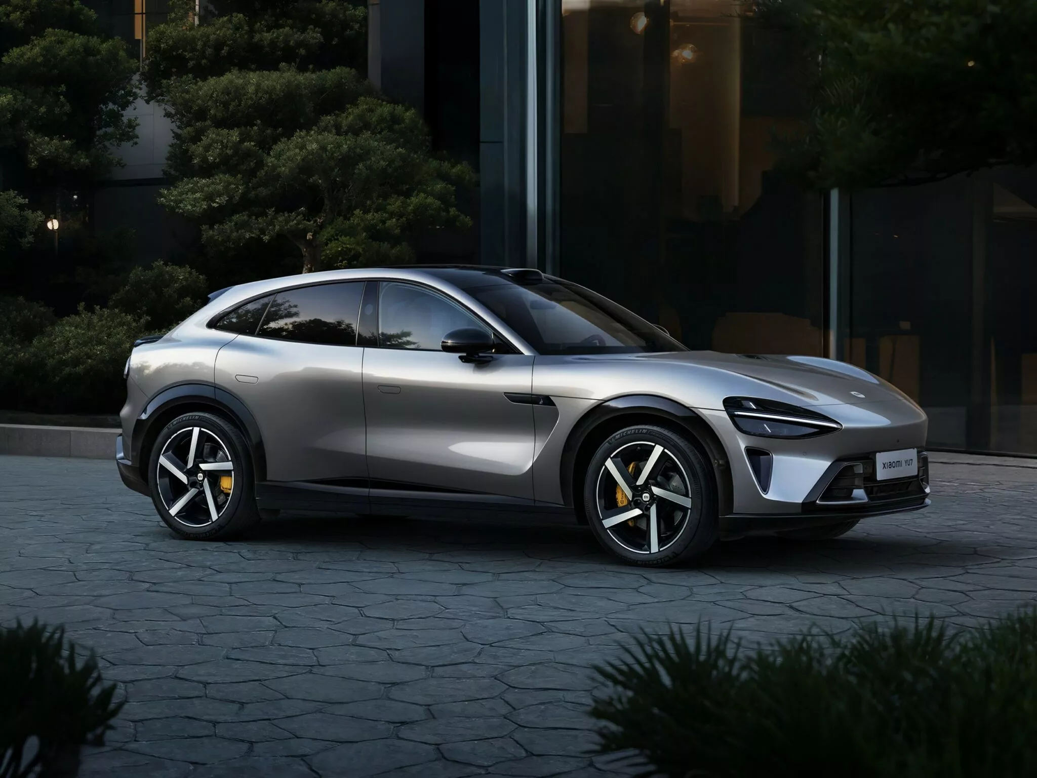 شاومي YU7 إس يو في الكهربائية الجديدة كلياً تنطلق بقوة قصوى 690 حصان لمنافسة تيسلا موديل واي شاومي YU7 إس يو في الكهربائية الجديدة كلياً تنطلق بقوة قصوى 690 حصان لمنافسة تيسلا موديل واي 28