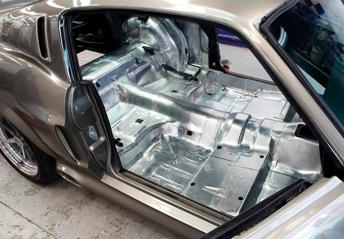 أفضل أنواع العوازل الصوتية للسيارات وفوائدها لتحسين الراحة أثناء القيادة