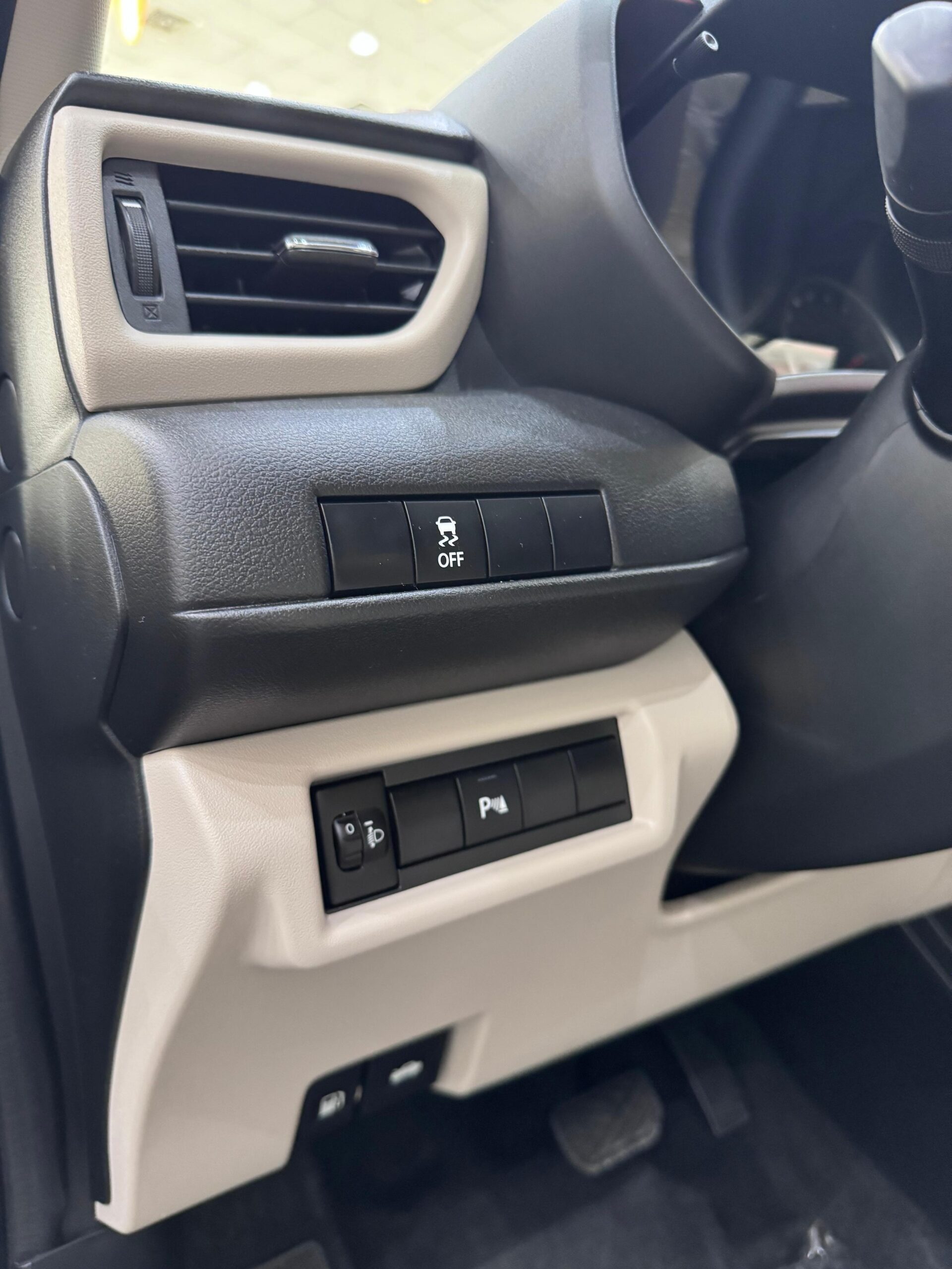 نجيب أوتو تطلق سوزوكي ديزاير 2025 الجيل الرابع بتصميم عصري وتقنيات جديدة نجيب أوتو تطلق سوزوكي ديزاير 2025 الجيل الرابع بتصميم عصري وتقنيات جديدة 11