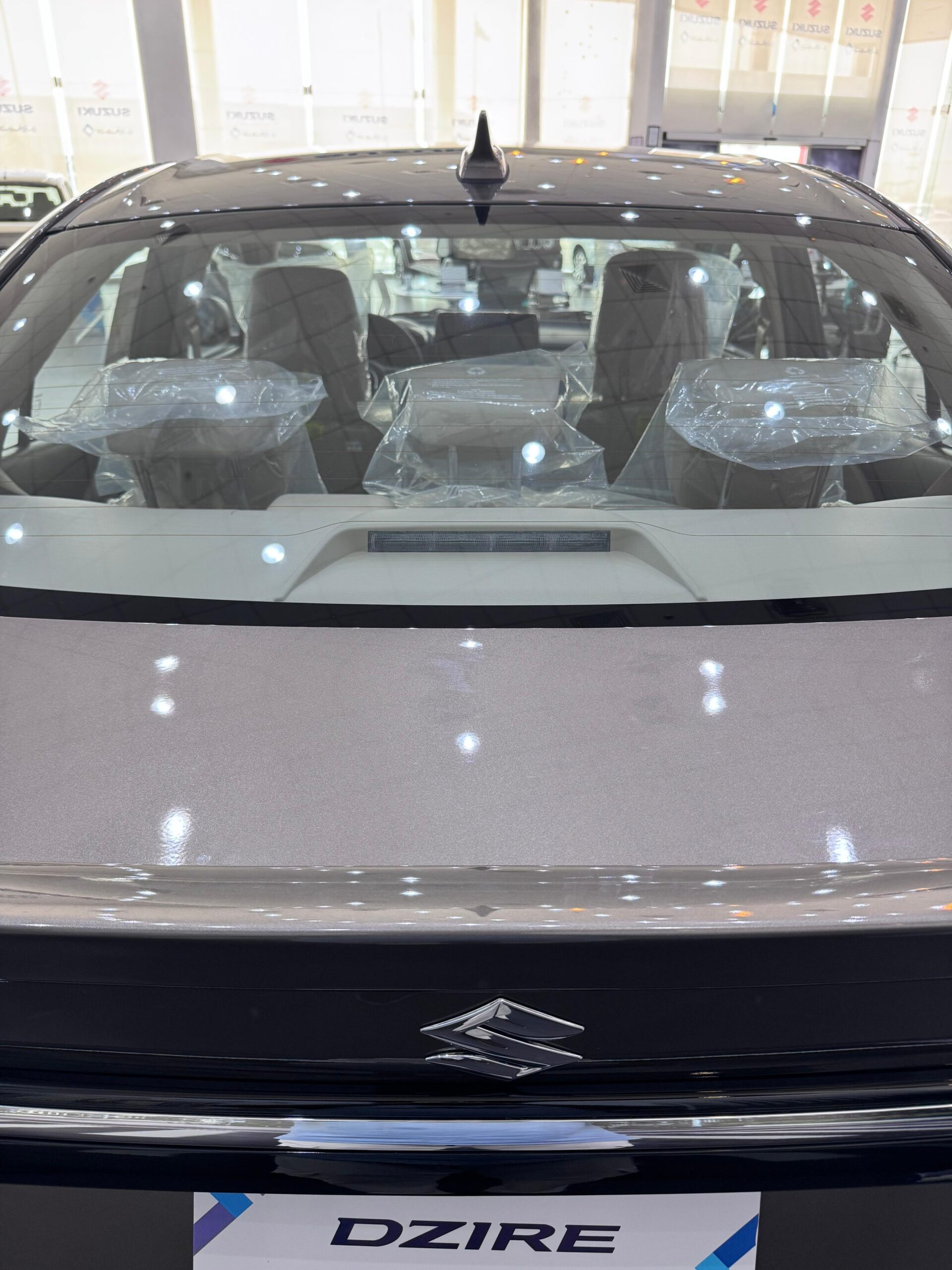 نجيب أوتو تطلق سوزوكي ديزاير 2025 الجيل الرابع بتصميم عصري وتقنيات جديدة نجيب أوتو تطلق سوزوكي ديزاير 2025 الجيل الرابع بتصميم عصري وتقنيات جديدة 10