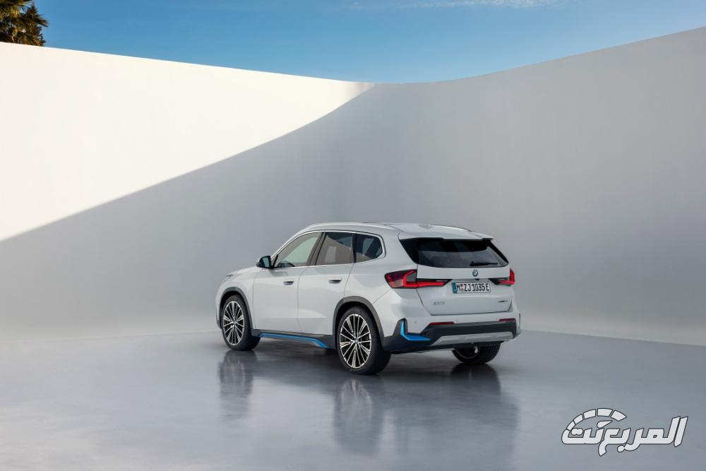 بي-ام-دبليو-x1-الكهربائية-المربع-نت-26