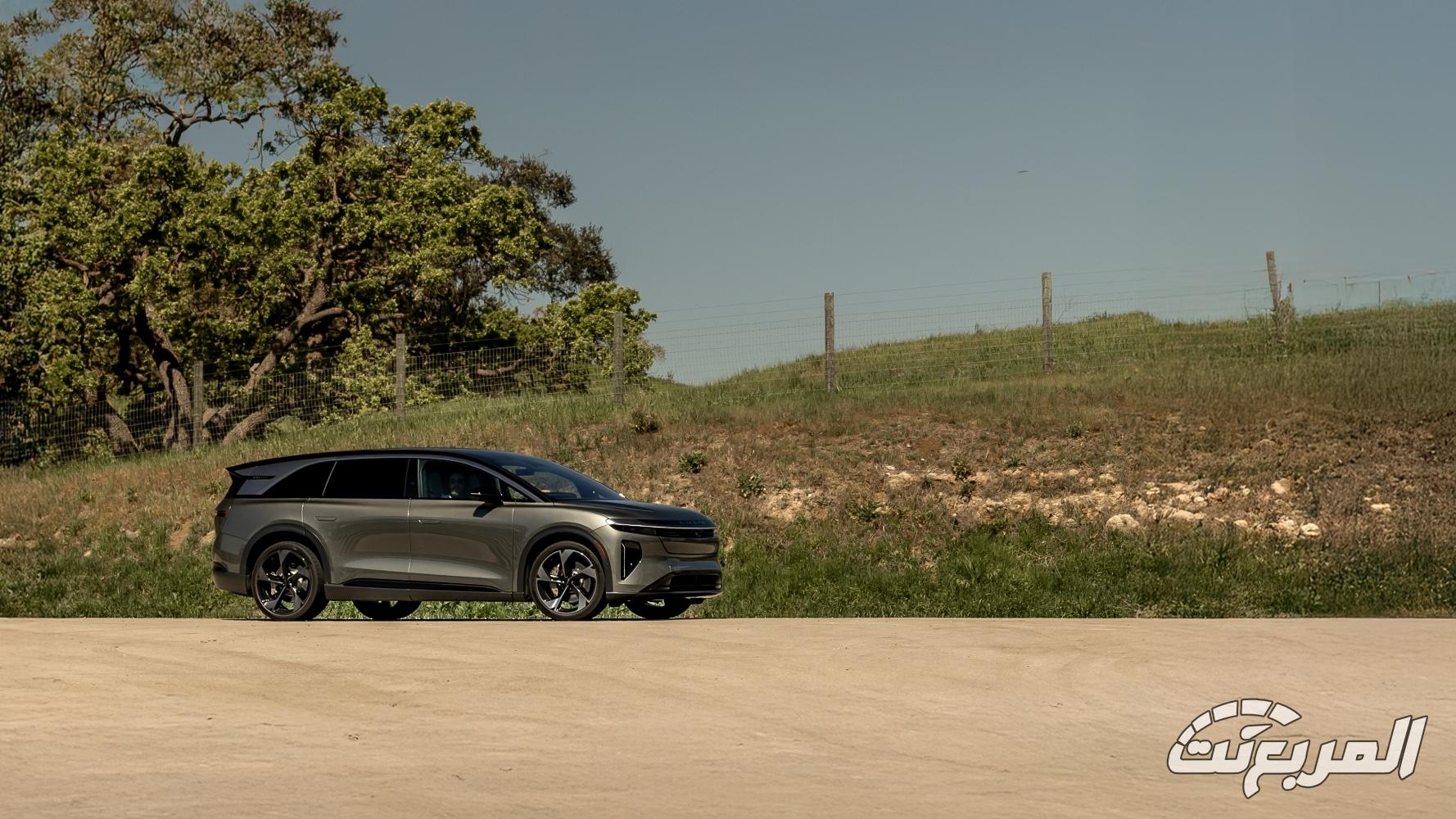 لوسيد-جرافيتي-المربع-نت-1