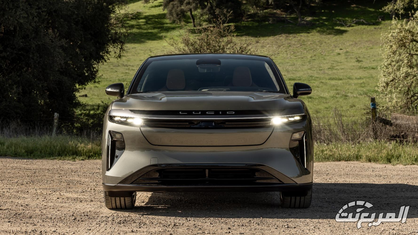 لوسيد-جرافيتي-المربع-نت-26