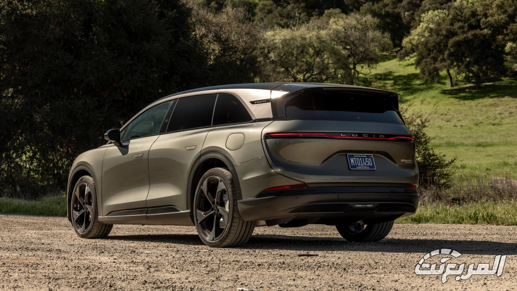 لوسيد-جرافيتي-المربع-نت-29