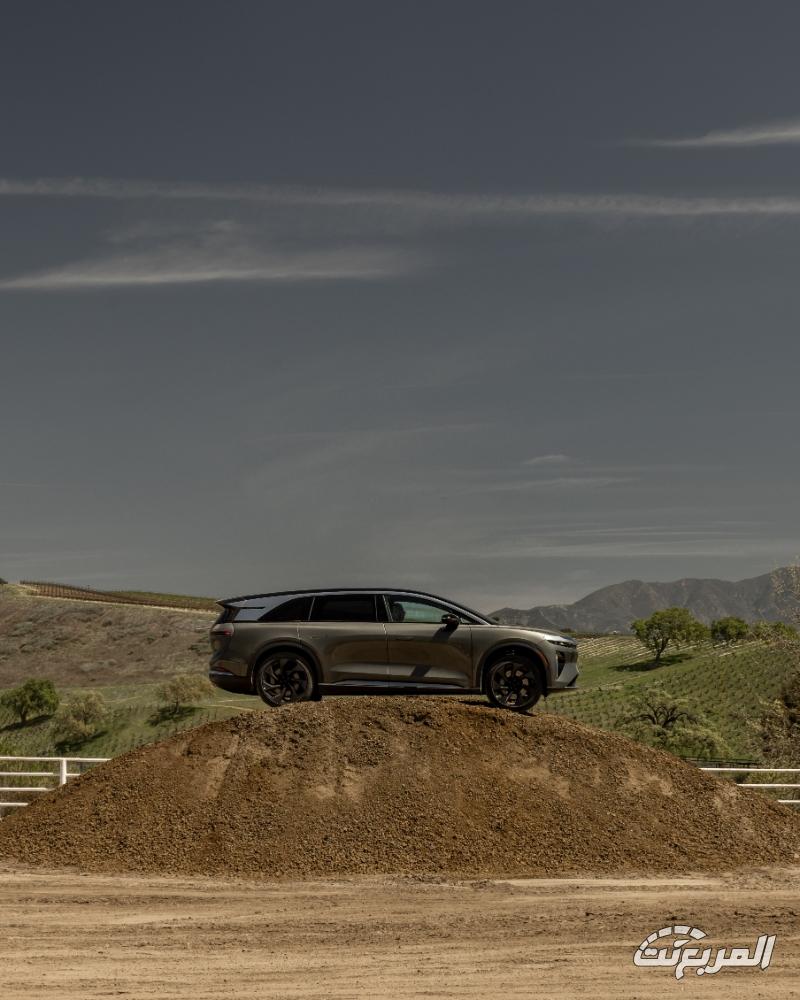 لوسيد-جرافيتي-المربع-نت-7