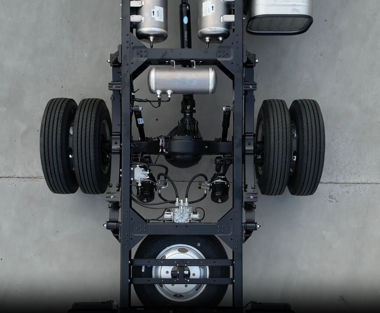 تعرف على شاحنات JMC للنقل المتوسط 2026 في السعودية تعرف على شاحنات JMC للنقل المتوسط 2026 في السعودية 3
