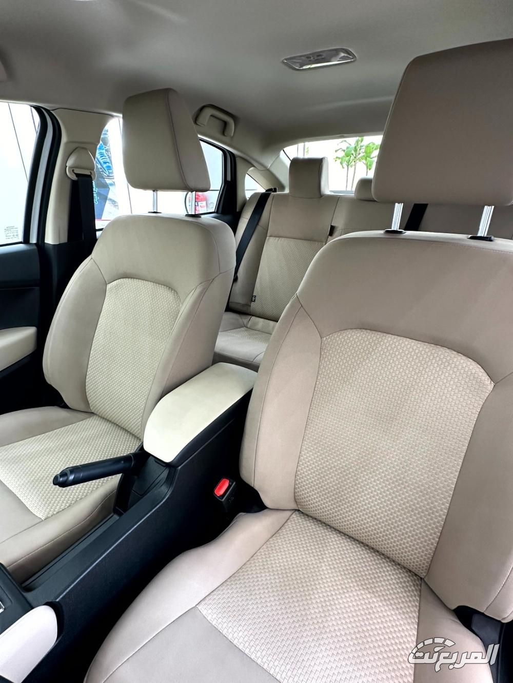 مقارنة يارس وكورولا 2025 .. دليلك لاختيار السيدان الأنسب لاحتياجاتك مقارنة يارس وكورولا 2025 6