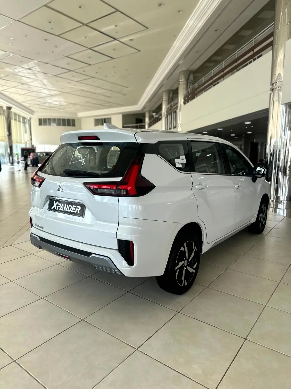 ميتسوبيشي اكسباندر 2025 ميني فان عائلية بلمسة عصرية للقيادة اليومية ميتسوبيشي اكسباندر 2025 49