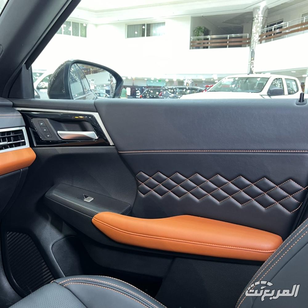 ميتسوبيشي اوتلاندر 2025 24