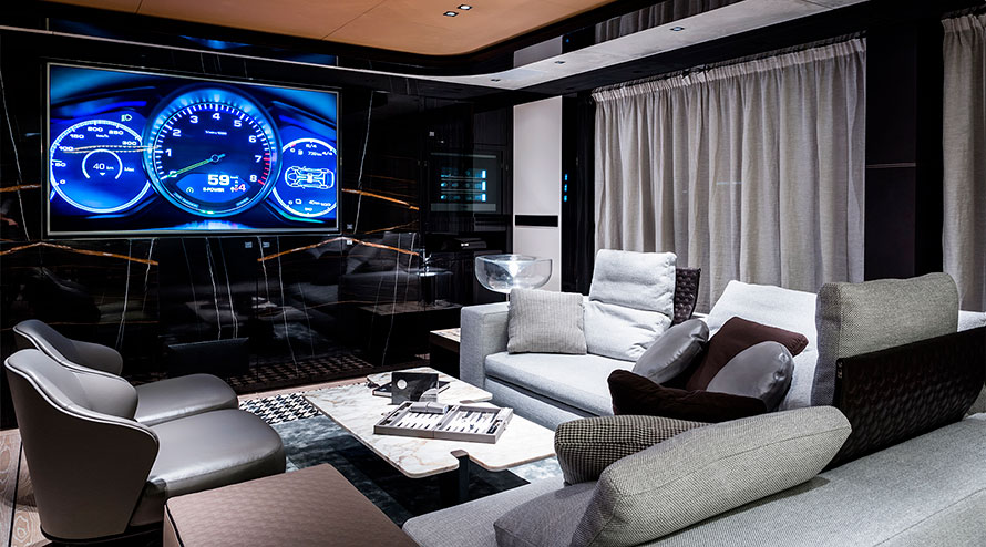 يخوت شركات السيارات الفاخرة: 7 علامات تغزو عالم البحار بأسعار خيالية يخوت شركات السيارات ويخت بورش Porsche GTT 115 من الداخل