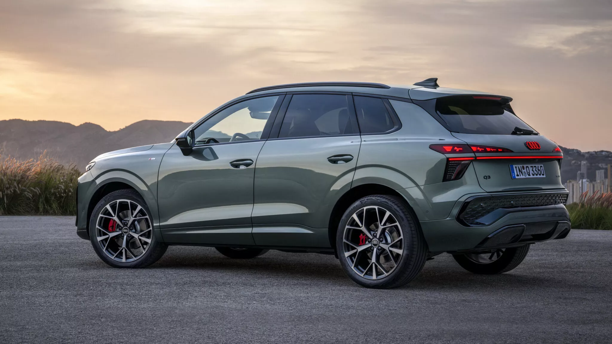 اودي Q3 موديل 2026 الجيل الثالث الجديد كلياً ينطلق بخارجية محدثة بالكامل وداخلية أفخم اودي Q3 موديل 2026 الجيل الثالث الجديد كلياً ينطلق بخارجية محدثة بالكامل وداخلية أفخم 13