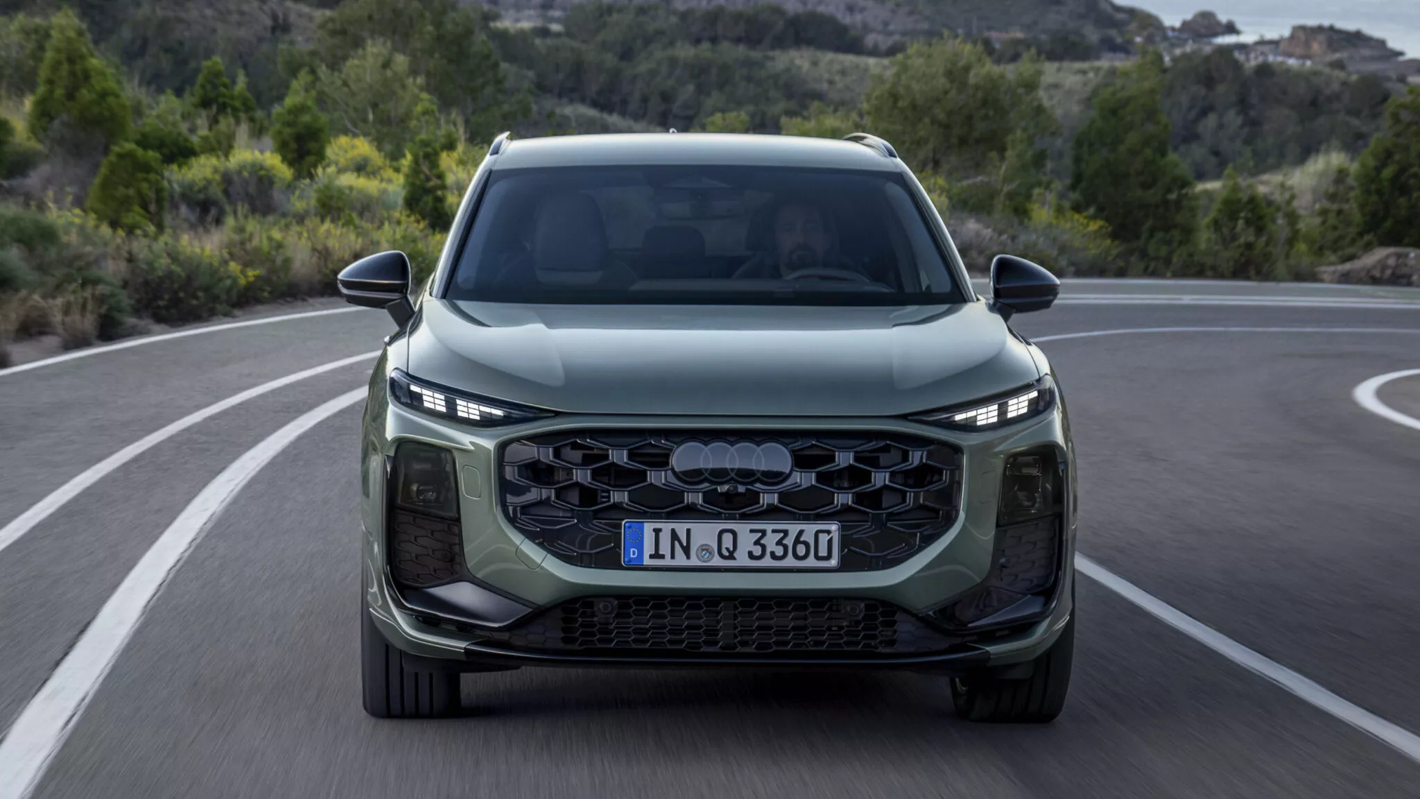 اودي Q3 موديل 2026 الجيل الثالث الجديد كلياً ينطلق بخارجية محدثة بالكامل وداخلية أفخم اودي Q3 موديل 2026 الجيل الثالث الجديد كلياً ينطلق بخارجية محدثة بالكامل وداخلية أفخم 15