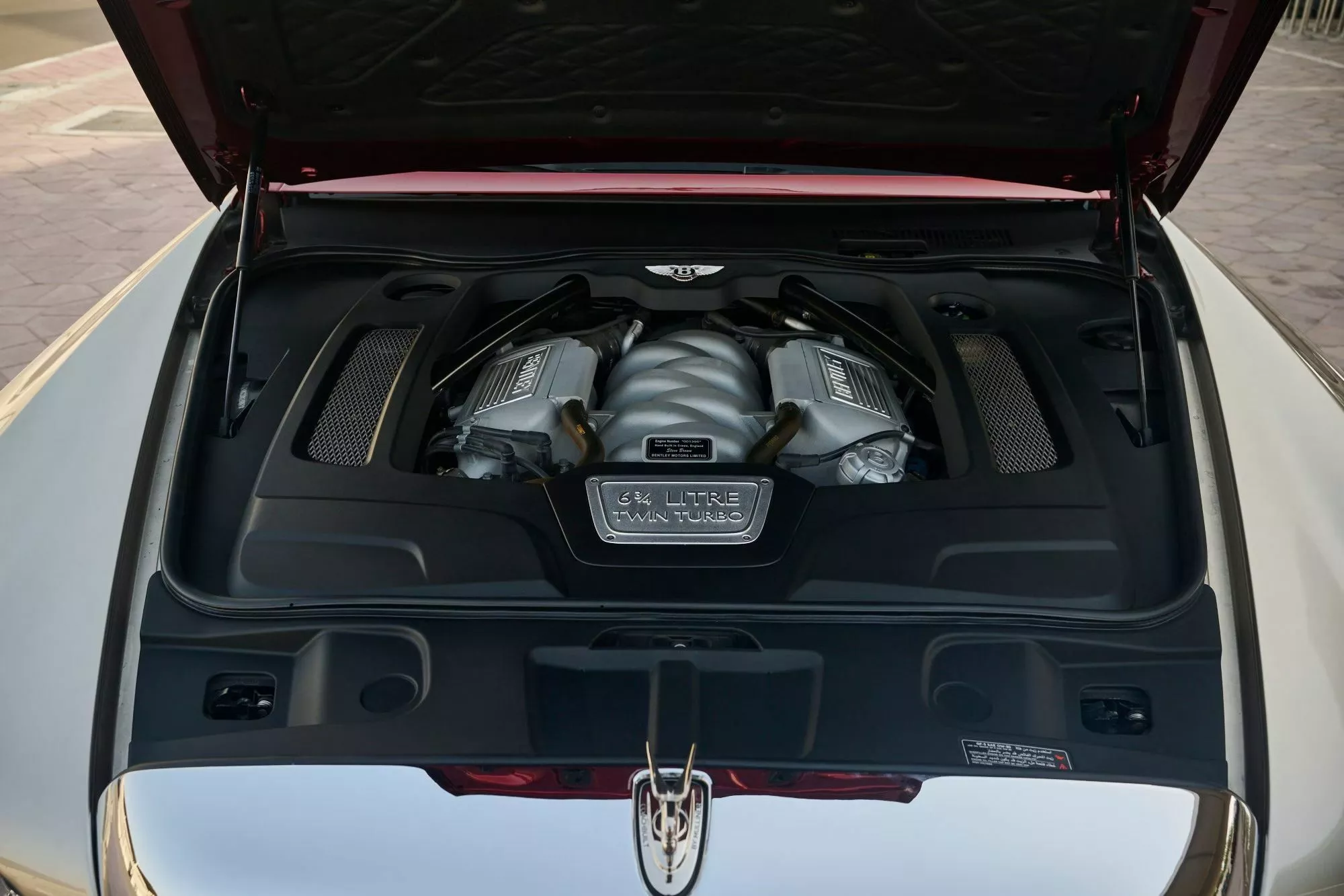 أفخم بنتلي مولسان على الإطلاق معروضة للبيع في مزاد أبوظبي بسعر قد يتجاوز 2.2 مليون ريال أفخم بنتلي مولسان على الإطلاق معروضة للبيع في مزاد أبوظبي بسعر قد يتجاوز 2.2 مليون ريال 26