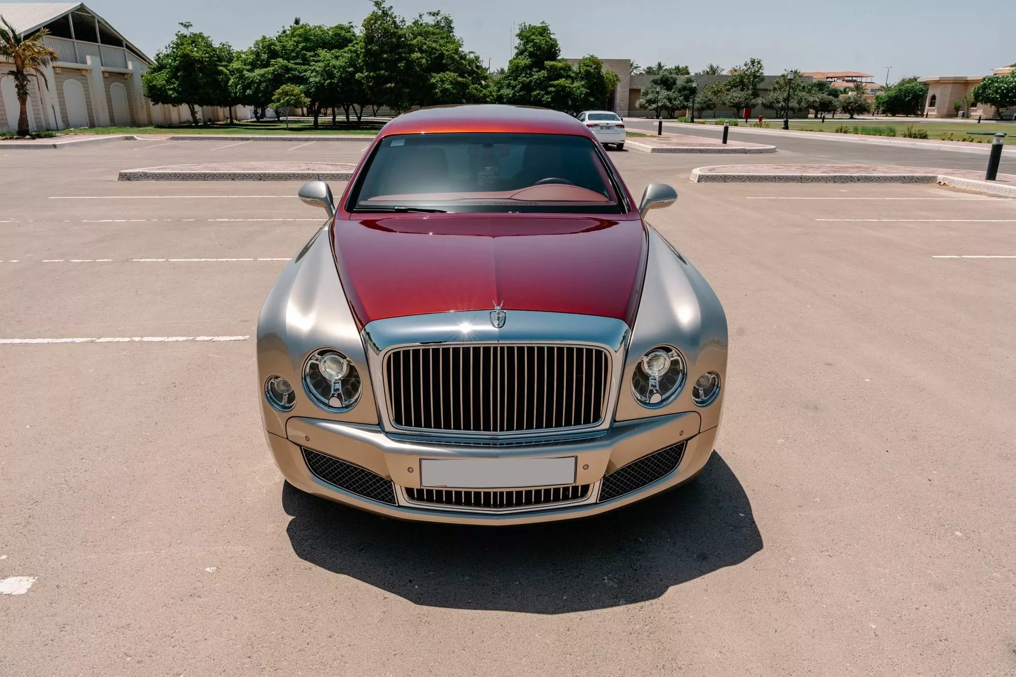 أفخم بنتلي مولسان على الإطلاق معروضة للبيع في مزاد أبوظبي بسعر قد يتجاوز 2.2 مليون ريال أفخم بنتلي مولسان على الإطلاق معروضة للبيع في مزاد أبوظبي بسعر قد يتجاوز 2.2 مليون ريال 10