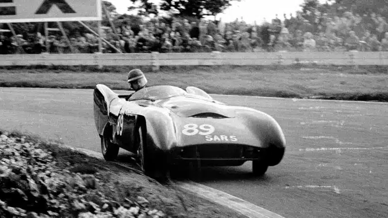 حكاية لوتس في الفورمولا 1.. عبقرية الابتكار وصعود الإمبراطورية التقنية حكاية لوتس في الفورمولا 1.. عبقرية الابتكار وصعود الإمبراطورية التقنية 3