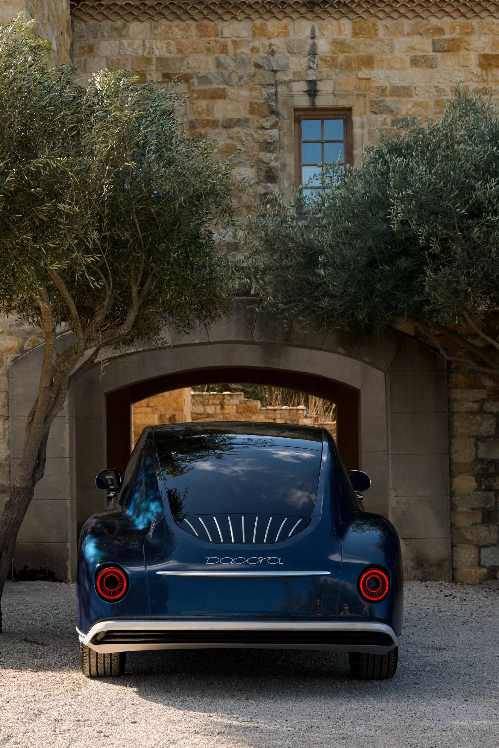 علامة "داكورا" الناشئة تكشف عن أفخم سيدان أمريكية بتصميم كلاسيكي لمنافسة رولزرويس وبنتلي علامة "داكورا" الناشئة تكشف عن أفخم سيدان أمريكية بتصميم كلاسيكي لمنافسة رولزرويس وبنتلي 1