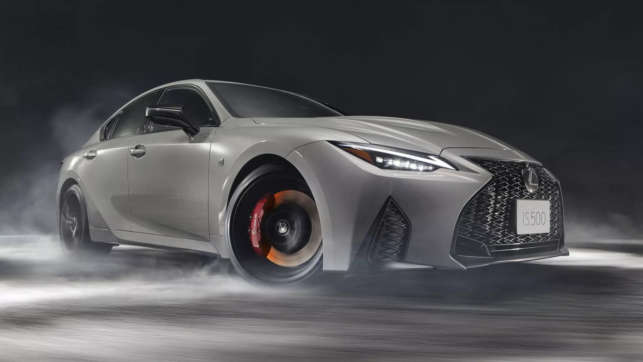 لكزس IS 500 بمحرك V8 تحصل على إصدار نهائي في اليابان بتحديثات خاصة لكزس IS 500 بمحرك V8 تحصل على إصدار نهائي في اليابان بتحديثات خاصة 1