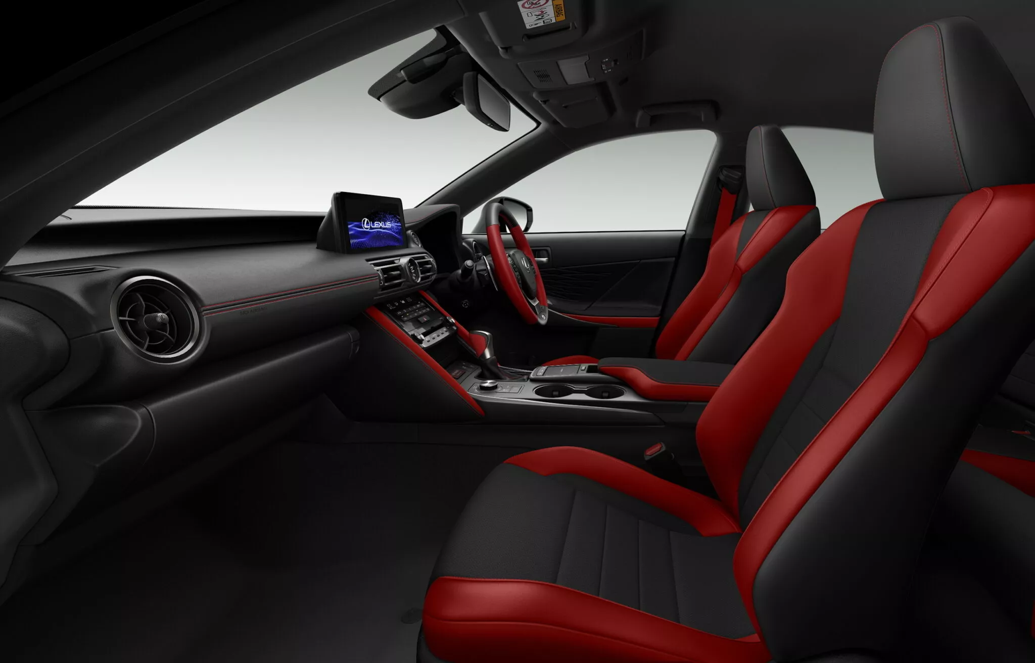 لكزس IS 500 بمحرك V8 تحصل على إصدار نهائي في اليابان بتحديثات خاصة 2