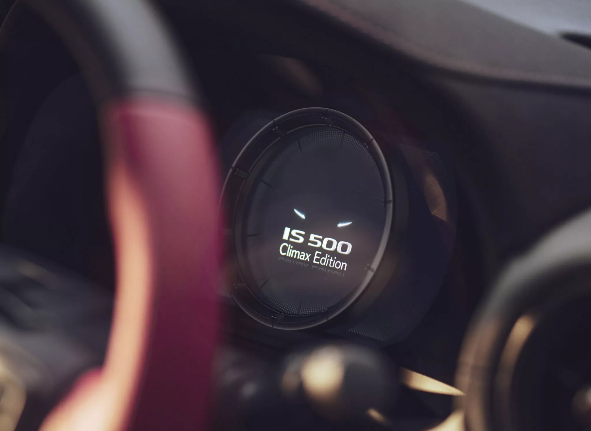 لكزس IS 500 بمحرك V8 تحصل على إصدار نهائي في اليابان بتحديثات خاصة لكزس IS 500 بمحرك V8 تحصل على إصدار نهائي في اليابان بتحديثات خاصة 9