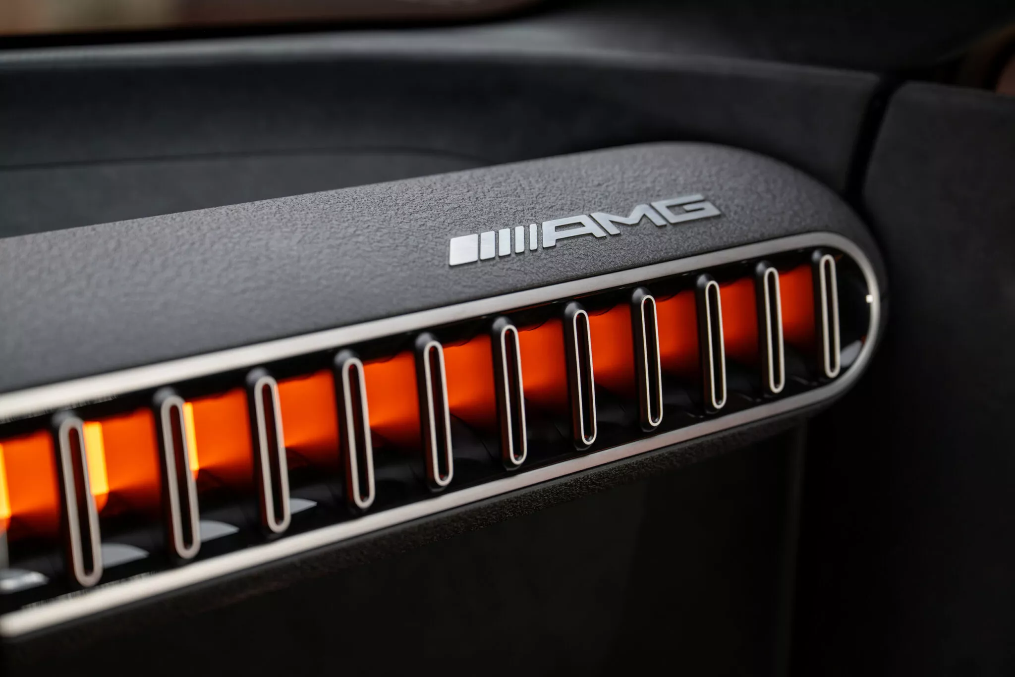 مرسيدس GT XX الخارقة الجديدة هي أقوى سيارة في تاريخ العلامة مرسيدس GT XX الخارقة الجديدة هي أقوى سيارة في تاريخ العلامة 13