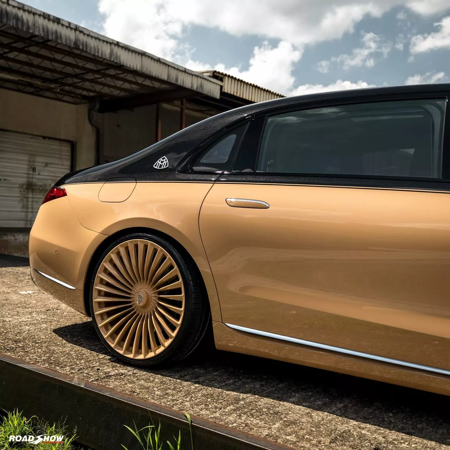 مرسيدس مايباخ اس كلاس إصدار "فيرجيل أبلوه" الحصري جداً يحصل على تعديلات أمريكية ملفتة مرسيدس مايباخ اس كلاس إصدار "فيرجيل أبلوه" الحصري جداً يحصل على تعديلات أمريكية ملفتة 13