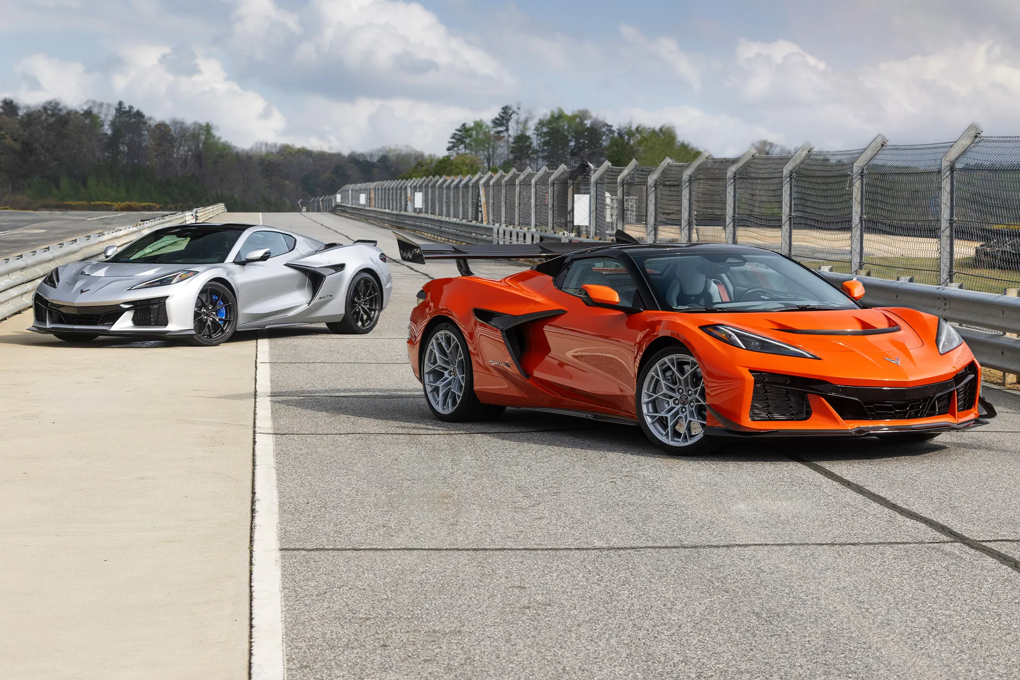 شيفروليه كورفيت ZR1X الجديدة تنطلق رسمياً بقوة مدهشة 1250 حصان شيفروليه كورفيت ZR1X الجديدة تنطلق رسمياً بقوة مدهشة 1250 حصان 17