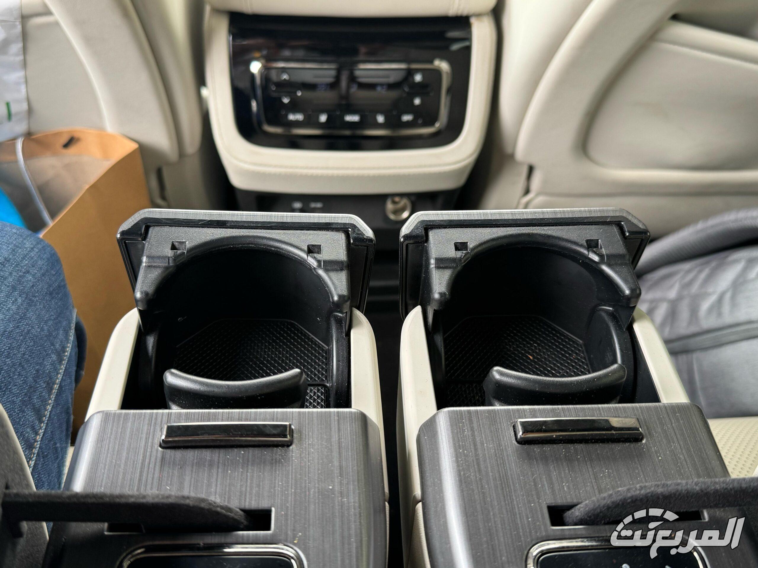 الـ SUV الفاخرة ROX 01 تشعل السوق السعودي بمواصفات مدهشة وأداء مميز الـ SUV الفاخرة ROX 01 تشعل السوق السعودي بمواصفات مدهشة وأداء مميز 30