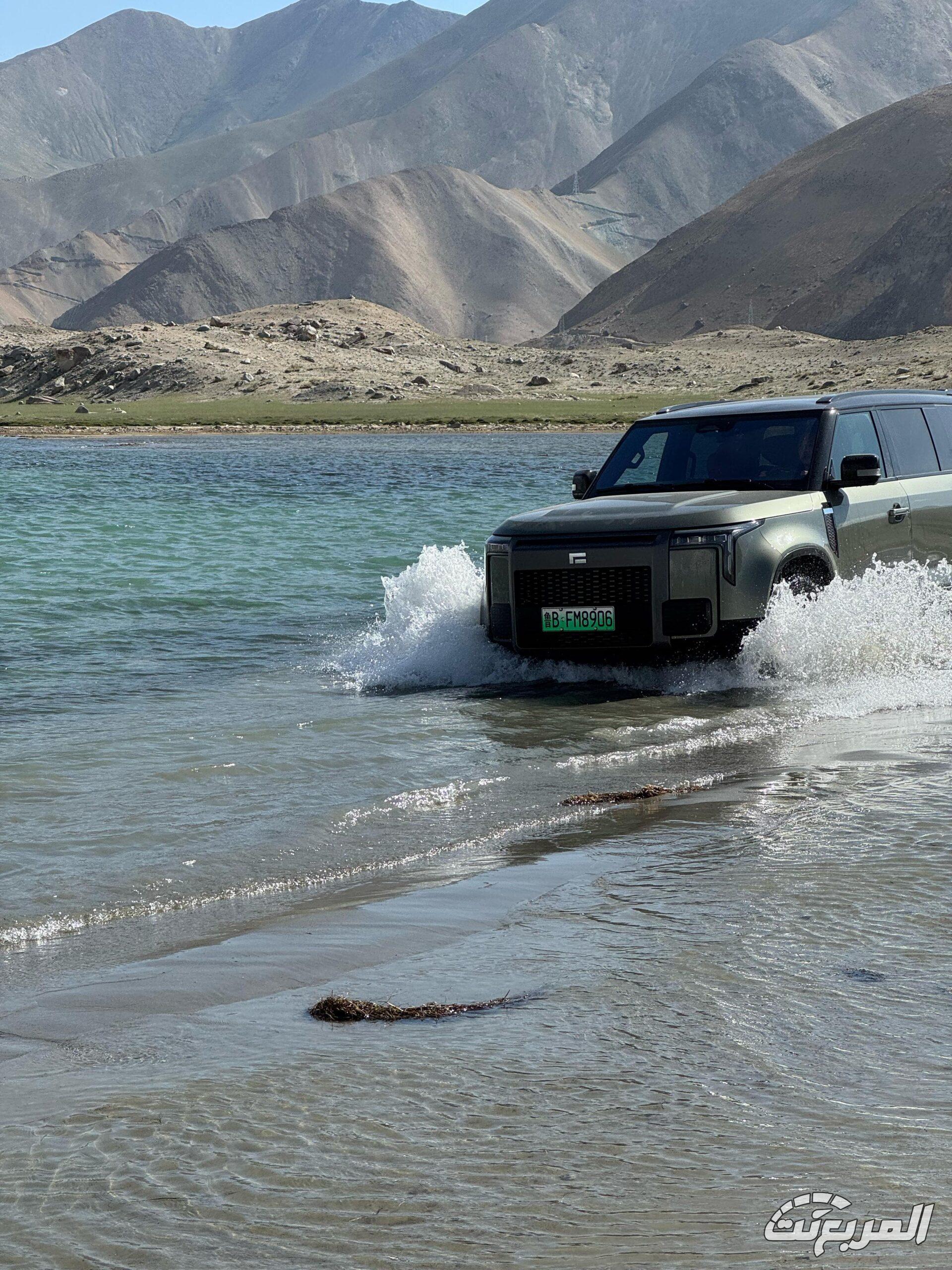 الـ SUV الفاخرة ROX 01 تشعل السوق السعودي بمواصفات مدهشة وأداء مميز الـ SUV الفاخرة ROX 01 تشعل السوق السعودي بمواصفات مدهشة وأداء مميز 26