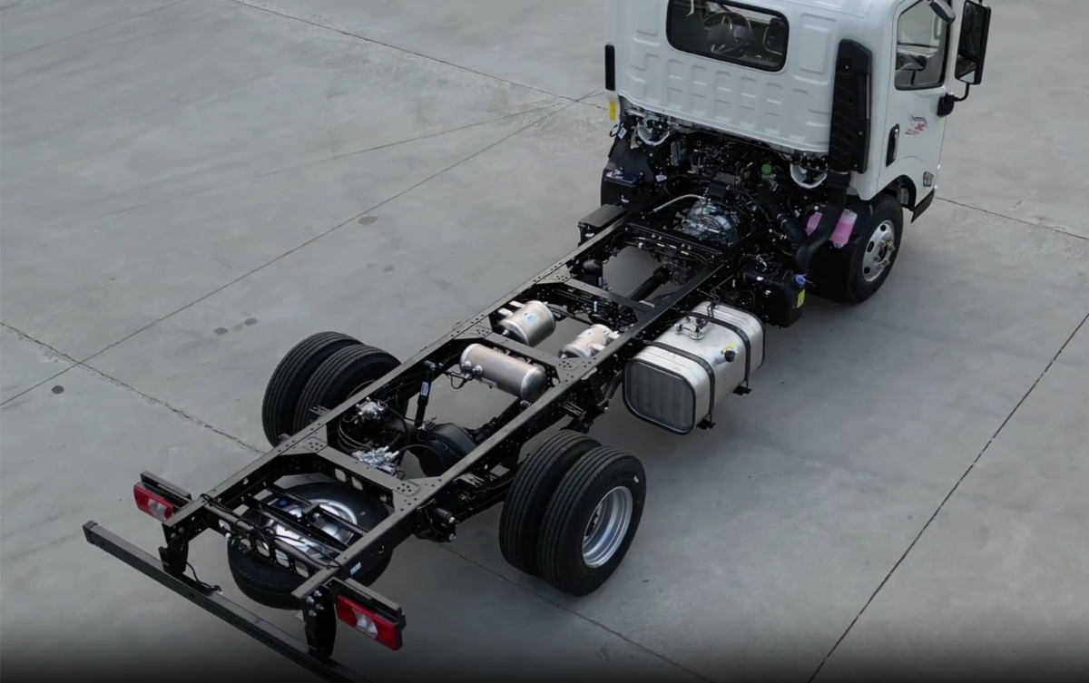 تعرف على شاحنات JMC للنقل المتوسط 2026 في السعودية تعرف على شاحنات JMC للنقل المتوسط 2026 في السعودية 7