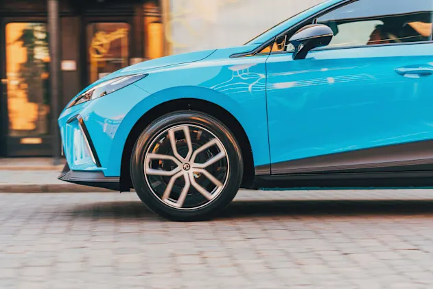 صور ام جي 4 EV موديل 2025