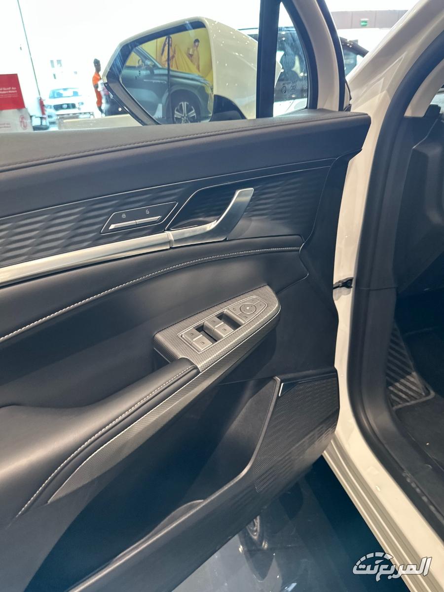 ام-جي-rx9-المربع-نت-13-6