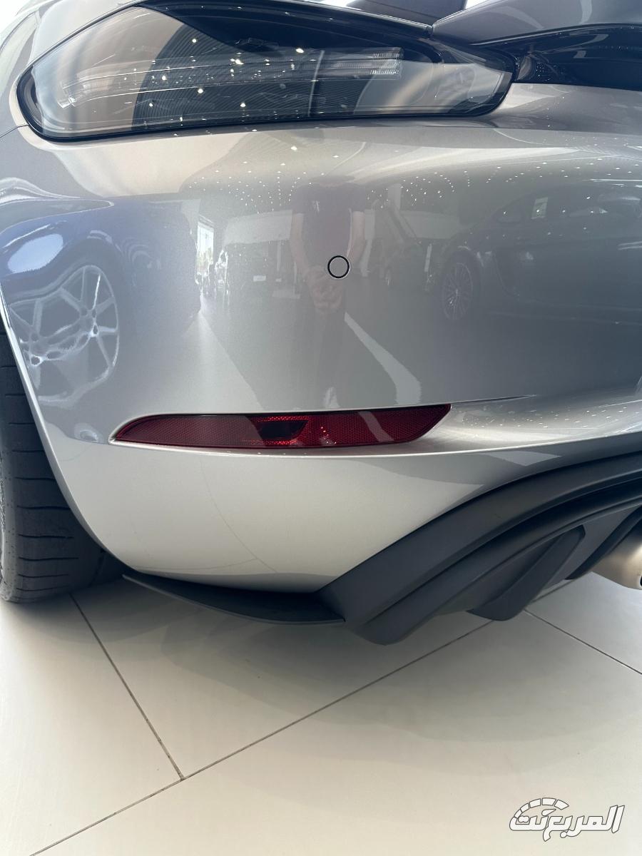 بورش-718-cayman-gt4-rs-المربع-نت-22