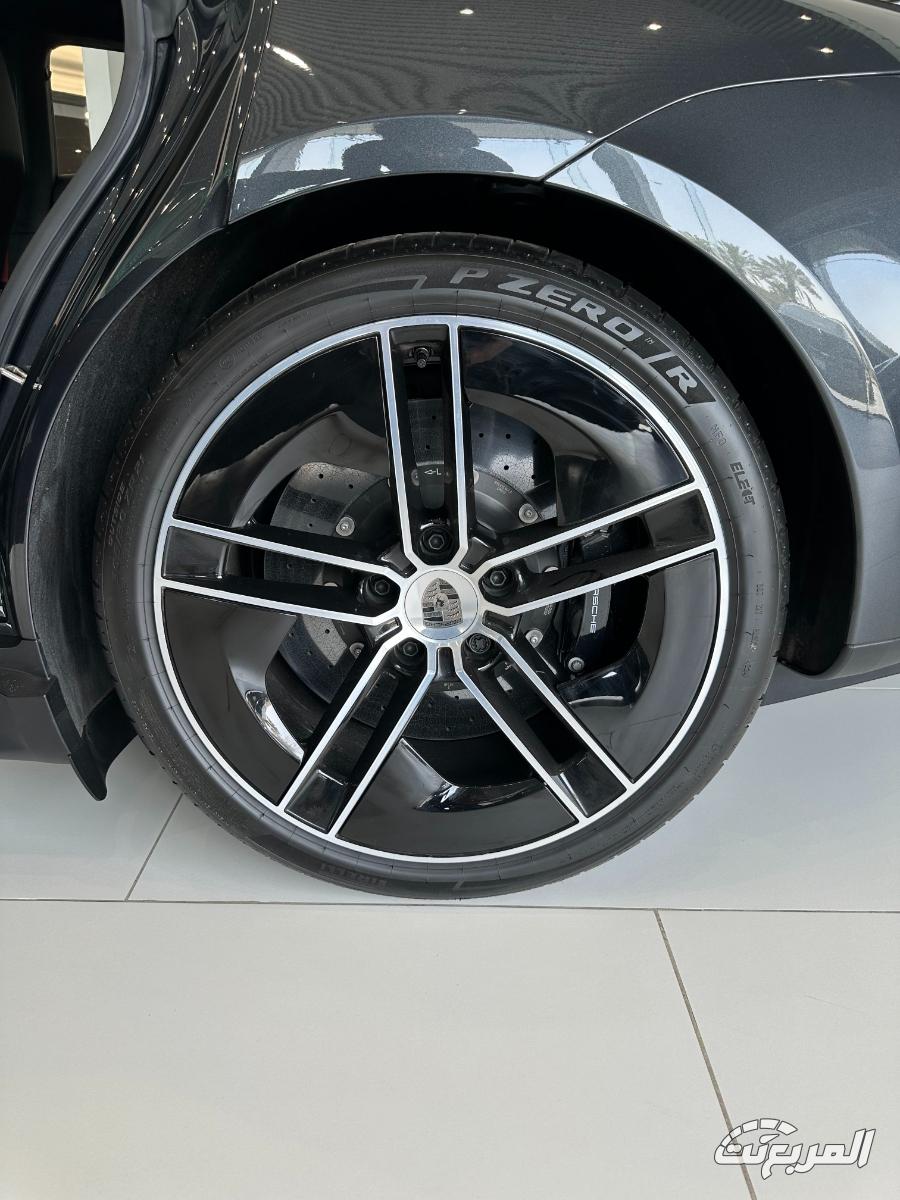 بورش-تايكان-المربع-نت-14-9