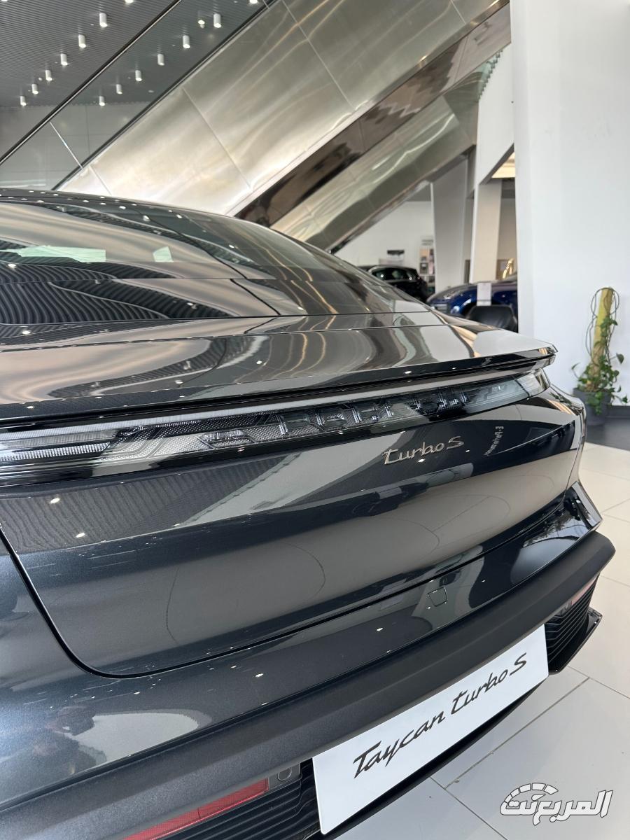 بورش-تايكان-المربع-نت-18-9