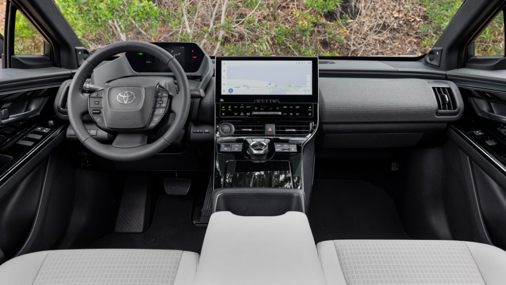 تويوتا-bz4x-المربع-نت-10-2