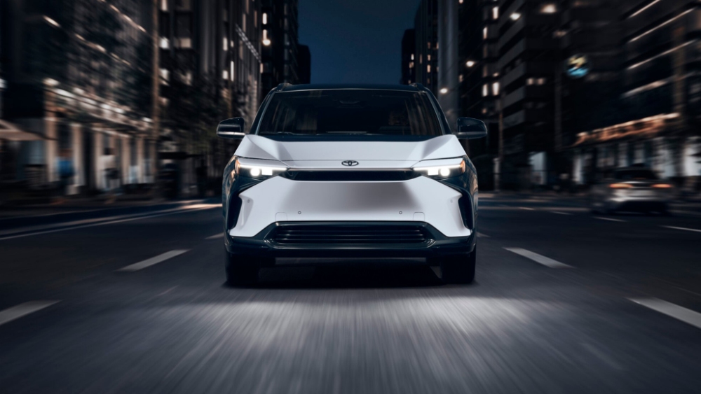 تويوتا-bz4x-المربع-نت-2-4