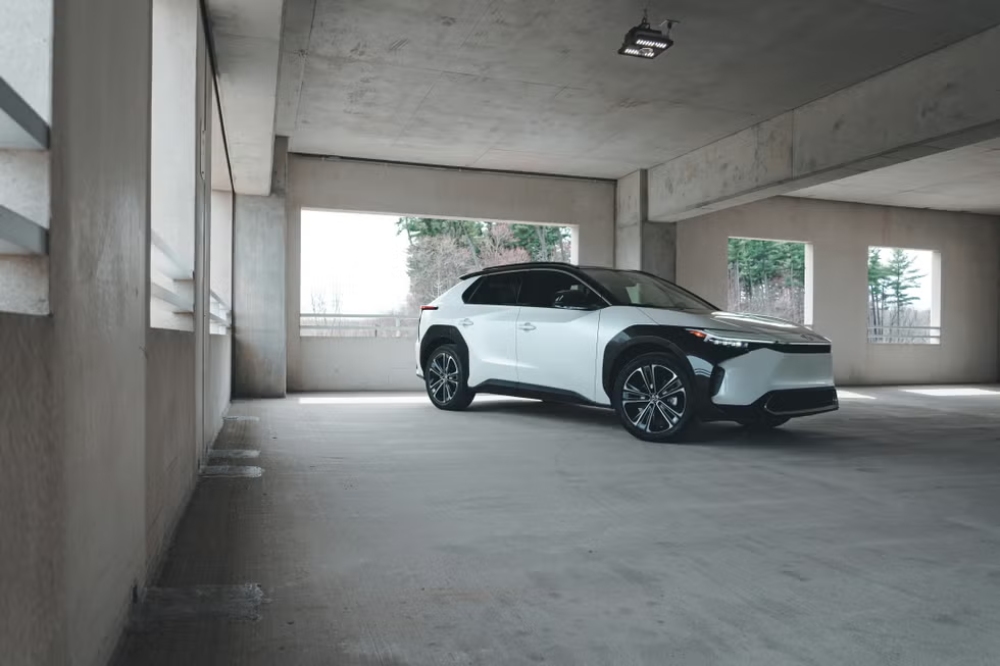 تويوتا-bz4x-المربع-نت-23-2