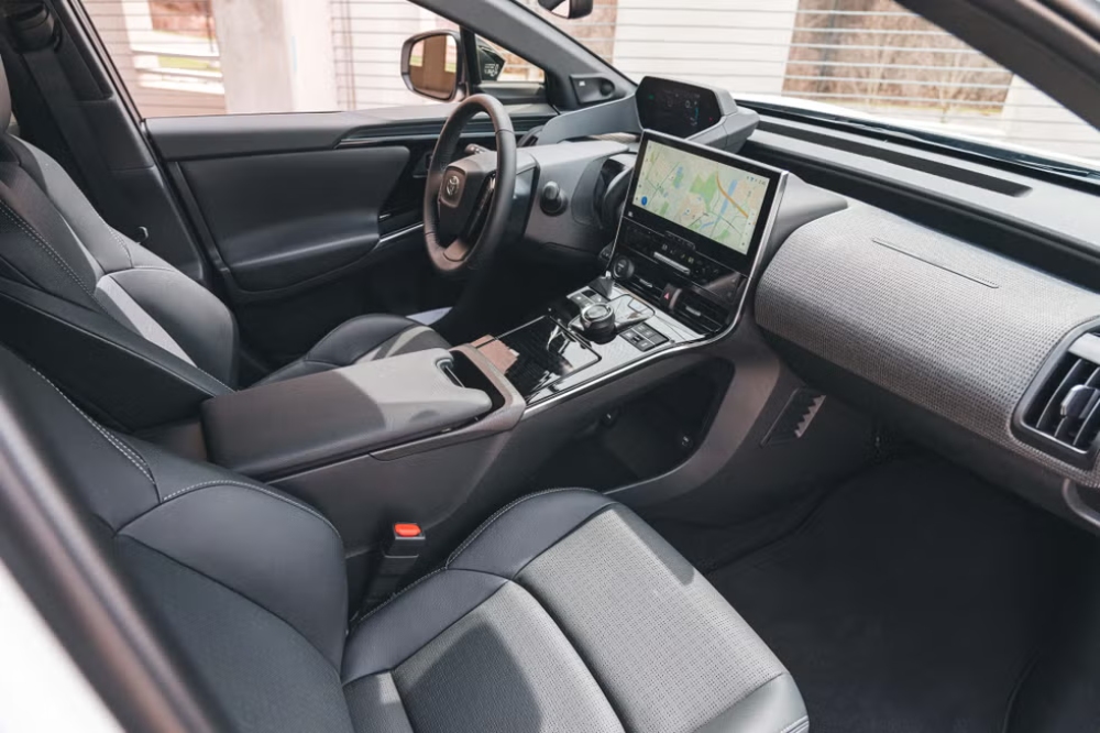 تويوتا-bz4x-المربع-نت-26-2