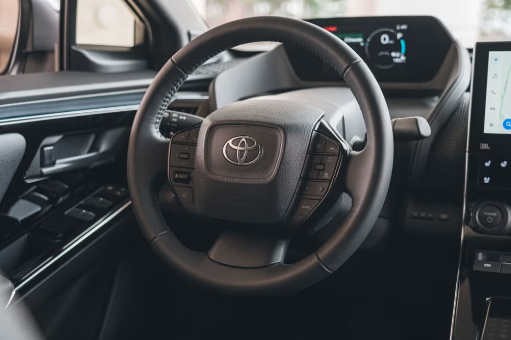 تويوتا-bz4x-المربع-نت-29-2