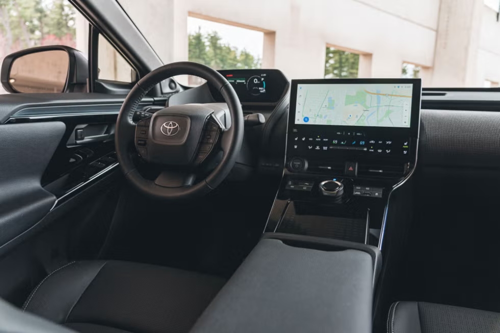 تويوتا-bz4x-المربع-نت-37