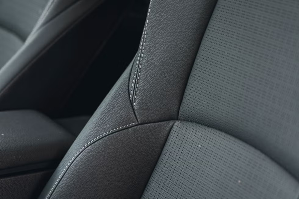 تويوتا-bz4x-المربع-نت-40