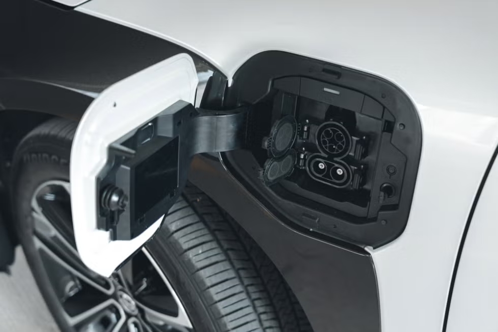 تويوتا-bz4x-المربع-نت-44