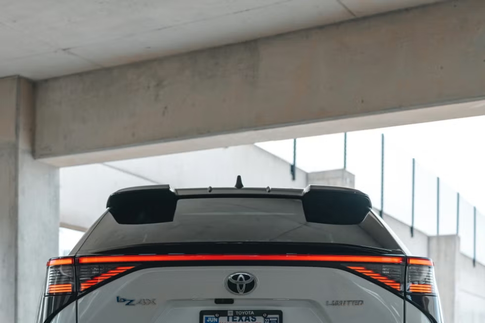 تويوتا-bz4x-المربع-نت-47